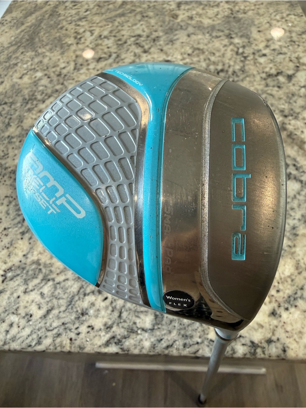 Cobra AMP Cell Offset Women’s Left Hand Capri Blue Driver Oversized Grip 45 in